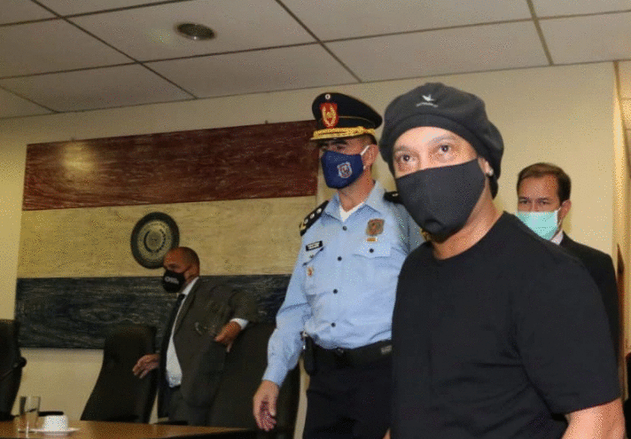  英媒：小罗将被巴拉圭检方正式释放 6个月后终重获自由