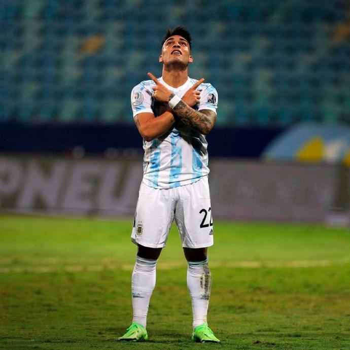  世预赛-劳塔罗传射梅西遭恶意侵犯 阿根廷3-1仍第2