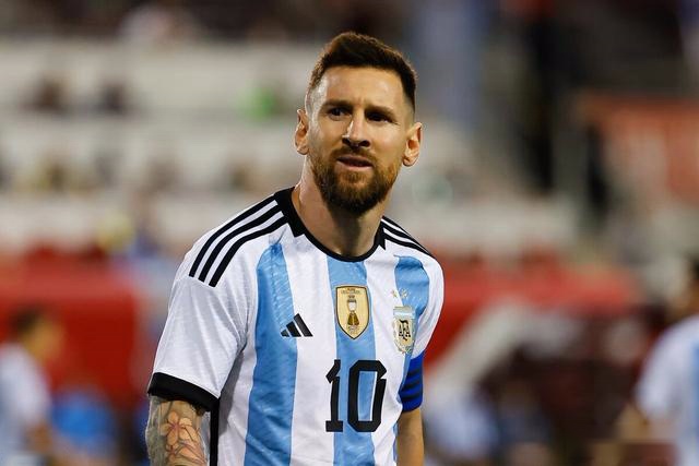  阿根廷队身价榜：梅西仅排第4，曼联后防大将在列，国米神锋登顶
