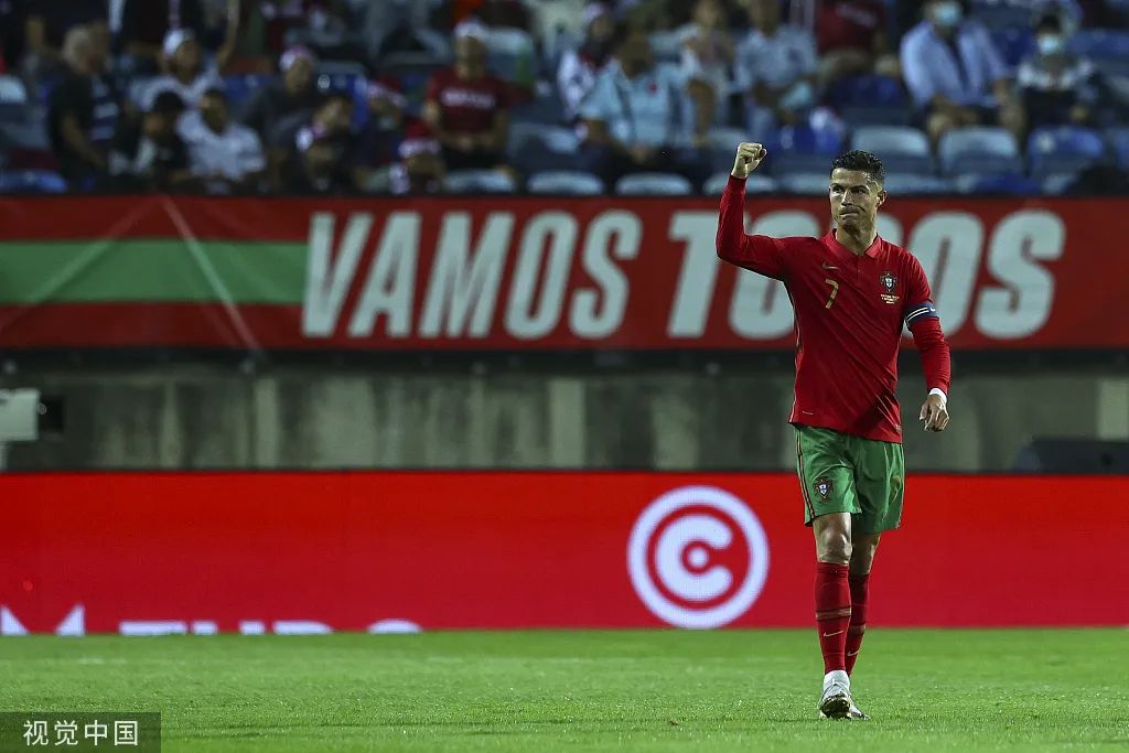  世界杯巡礼之葡萄牙：37岁C罗与39岁佩佩 这次能圆梦吗？